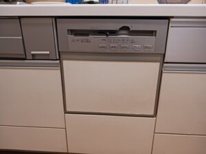 新潟キッチン取付け隊　食洗機の取外して収納　施工前